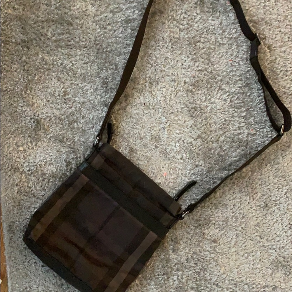 Burberry Crossbody AUTHENTIC